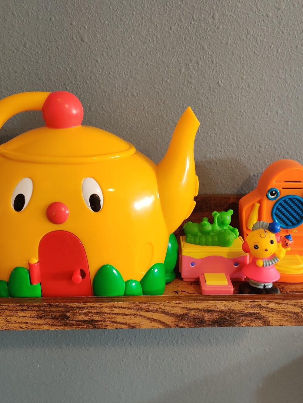 Vintage Rolie Polie Olie Teapot House Disney Mattel 2001 Robot Kettle Toys Set